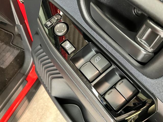 サクラＸ　フルセグナビ　パノラマカメラ　走行６千キロ台追突被害軽減ブレーキ　コーナーセンサー　ＬＥＤ　スマートキー　フルセグナビ　ＤＶＤ　Ｂｌｕｅｔｏｏｔｈ　ドラレコ（滋賀県）の中古車