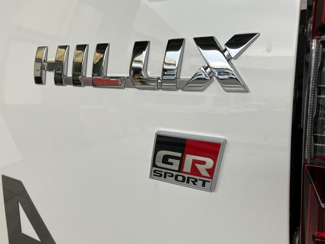 ハイラックスＺ　ＧＲスポーツ　走行２千キロ　ナビ　パノラマカメラ追突被害軽減ブレーキ　ＴＳＳ　コーナーセンサー　４ＷＤ　デフロック　スマートキー　ＬＥＤ　　クルーズコントロール　ナビ　Ｂｌｕｅｔｏｏｔｈ　ＵＳＢ　パノラマカメラ（滋賀県）の中古車