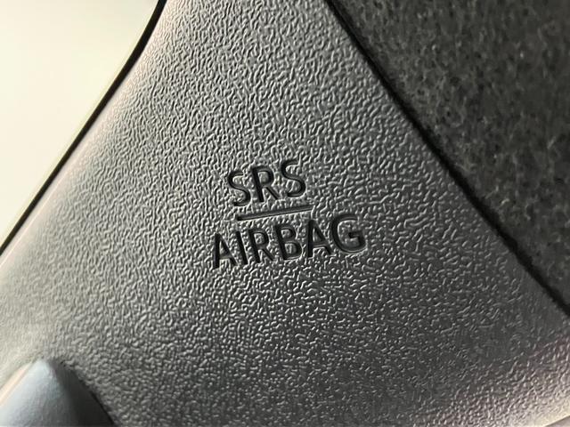 ハイラックスＺ　ＧＲスポーツ　走行２千キロ　ナビ　パノラマカメラ追突被害軽減ブレーキ　ＴＳＳ　コーナーセンサー　４ＷＤ　デフロック　スマートキー　ＬＥＤ　　クルーズコントロール　ナビ　Ｂｌｕｅｔｏｏｔｈ　ＵＳＢ　パノラマカメラ（滋賀県）の中古車