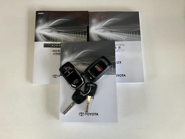 ハイラックスＺ　ＧＲスポーツ　走行２千キロ　ナビ　パノラマカメラ追突被害軽減ブレーキ　ＴＳＳ　コーナーセンサー　４ＷＤ　デフロック　スマートキー　ＬＥＤ　　クルーズコントロール　ナビ　Ｂｌｕｅｔｏｏｔｈ　ＵＳＢ　パノラマカメラ（滋賀県）の中古車