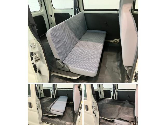 ハイゼットカーゴスペシャル　４ＷＤ　５ＭＴ　走行１万８千キロ　車検整備付パートタイム４ＷＤ　５ＭＴ車　ＡＭ／ＦＭステレオ（滋賀県）の中古車