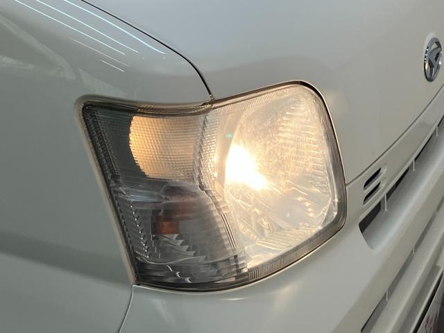 ハイゼットカーゴスペシャル　４ＷＤ　５ＭＴ　走行１万８千キロ　車検整備付パートタイム４ＷＤ　５ＭＴ車　ＡＭ／ＦＭステレオ（滋賀県）の中古車