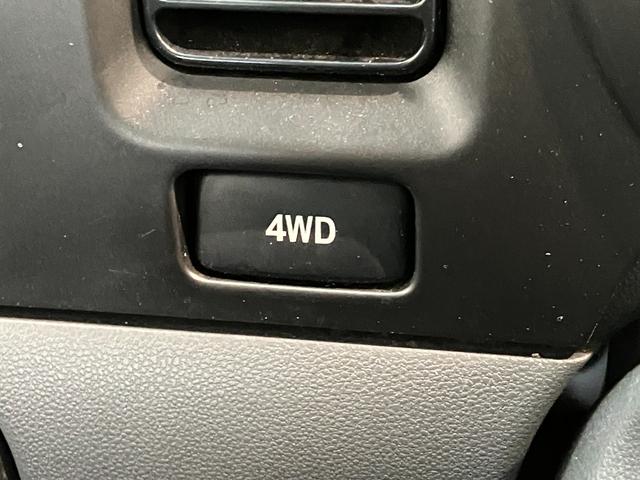 ハイゼットカーゴスペシャル　４ＷＤ　５ＭＴ　走行１万８千キロ　車検整備付パートタイム４ＷＤ　５ＭＴ車　ＡＭ／ＦＭステレオ（滋賀県）の中古車