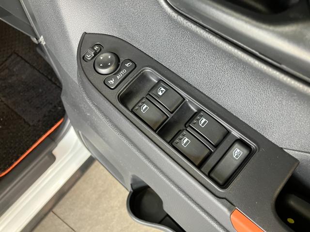 タントファンクロスターボ　１０型ナビ　パノラマカメラ　ドラレコ追突被害軽減ブレーキ　スマアシ　コーナーセンサー　ＬＥＤ　スマートキー　両側パワスラ　シートヒーター　１０インチフルセグナビ　ＤＶＤ　Ｂｌｕｅｔｏｏｔｈ　ＵＳＢ　パノラマカメラ　ナビ連動前後ドラレコ（滋賀県）の中古車