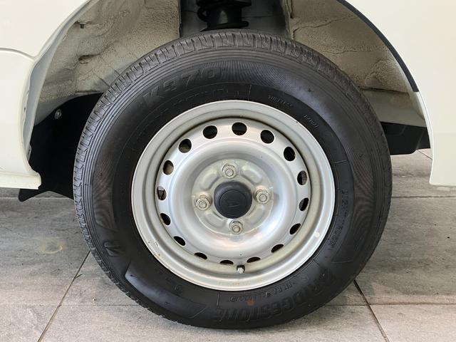 ハイゼットトラックスタンダードＳＡIIIｔ　４ＷＤ　走行１万３千キロ台追突被害軽減ブレーキ　スマアシ３ｔ　パートタイム４ＷＤ　５ＭＴ車　エアコン　パワステ（滋賀県）の中古車