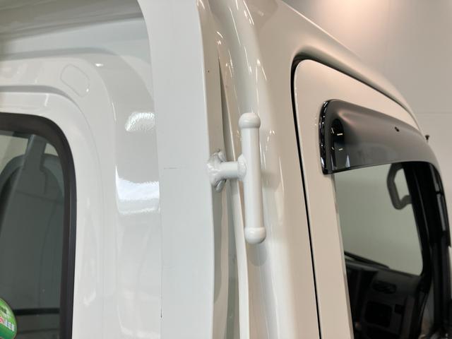 ハイゼットトラックスタンダードＳＡIIIｔ　４ＷＤ　走行１万３千キロ台追突被害軽減ブレーキ　スマアシ３ｔ　パートタイム４ＷＤ　５ＭＴ車　エアコン　パワステ（滋賀県）の中古車