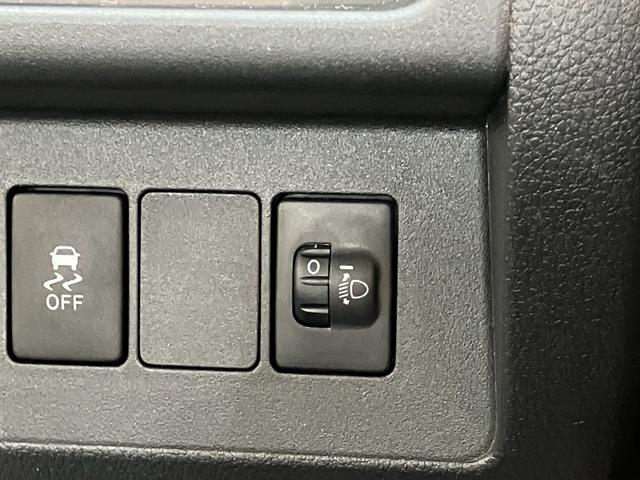 ハイゼットトラックスタンダードＳＡIIIｔ　４ＷＤ　走行１万３千キロ台追突被害軽減ブレーキ　スマアシ３ｔ　パートタイム４ＷＤ　５ＭＴ車　エアコン　パワステ（滋賀県）の中古車