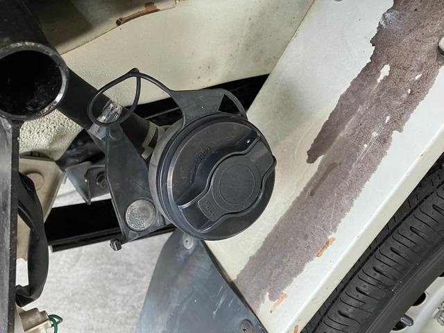 ハイゼットトラック多目的ダンプ　４ＷＤ　５ＭＴ　ＰＴＯエアコン　パワステ　パートタイム４ＷＤ　ＰＴＯダンプ　土砂禁　ＡＭ／ＦＭステレオ（滋賀県）の中古車
