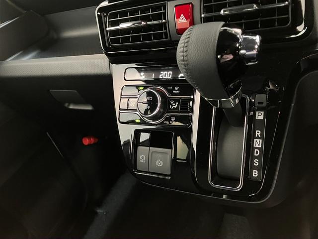 タントカスタムＲＳ　届出済未使用車　両側電動スライドドア追突被害軽減ブレーキ　スマアシ　コーナーセンサー　ＬＥＤ　スマートキー　両側電動スライドドア　前席シートヒーター　　ナビ取付時用バックカメラ（滋賀県）の中古車