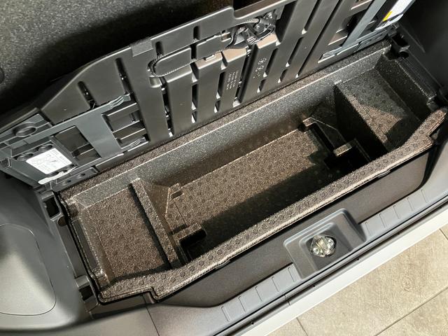 タントカスタムＲＳ　届出済未使用車　両側電動スライドドア追突被害軽減ブレーキ　スマアシ　コーナーセンサー　ＬＥＤ　スマートキー　両側電動スライドドア　前席シートヒーター　　ナビ取付時用バックカメラ（滋賀県）の中古車