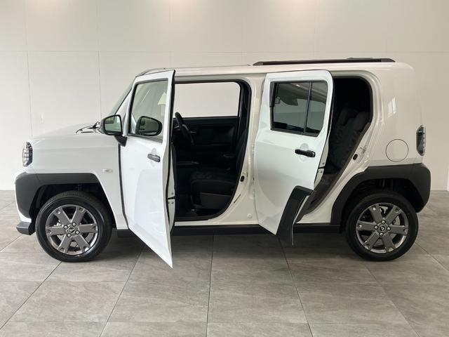 タフトＧターボ　ダーククロムベンチャー　４ＷＤ　届出済未使用車追突被害軽減ブレーキ　スマアシ　コーナーセンサー　ＬＥＤ　スマートキー　レーダークルーズコントロール　前席シートヒーター　オートエアコン　スカイフィールトップ　ナビ取付時用バックカメラ（滋賀県）の中古車