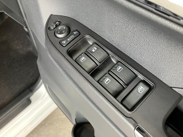 タントカスタムＸ　届出済未使用車　両側電動スライドドア追突被害軽減ブレーキ　スマアシ　コーナーセンサー　ＬＥＤ　スマートキー　両側電動スライドドア　前席シートヒーター　オートエアコン　ナビ取付時用バックカメラ（滋賀県）の中古車