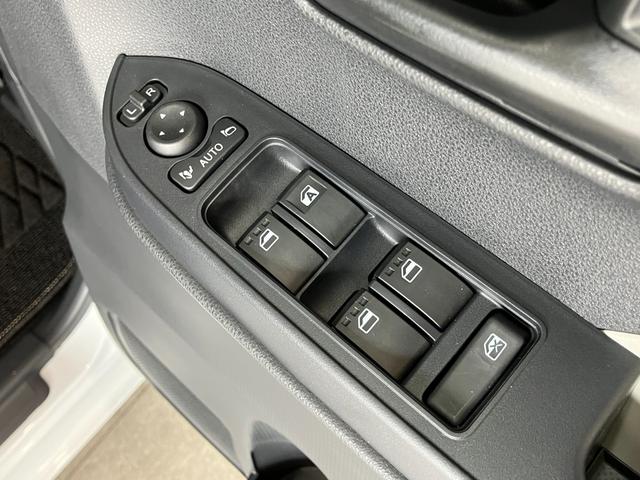 タントＸ　フルセグナビ　バックカメラ　左側電動スライドドア追突被害軽減ブレーキ　スマアシ　コーナーセンサー　ＬＥＤ　スマートキー　左側電動スライドドア　前席シートヒーター　フルセグナビ　ＤＶＤ　Ｂｌｕｅｔｏｏｔｈ　ＵＳＢ　バックカメラ（滋賀県）の中古車