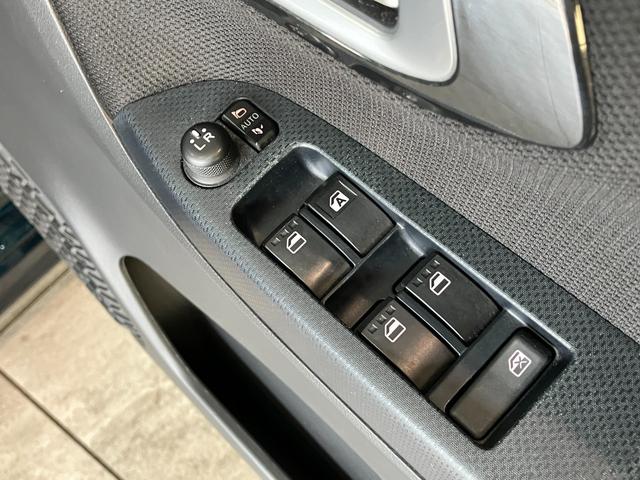 ムーヴカスタムＸリミテッドIIＳＡ３　フルセグナビ　パノラマカメラ追突被害軽減ブレーキ　スマアシ３　ＬＥＤ　スマートキー　運転席シートヒーター　フルセグナビ　ＤＶＤ　Ｂｌｕｅｔｏｏｔｈ　ＵＳＢ　パノラマカメラ　ナビ連動ドラレコ　ＥＴＣ車載器（滋賀県）の中古車