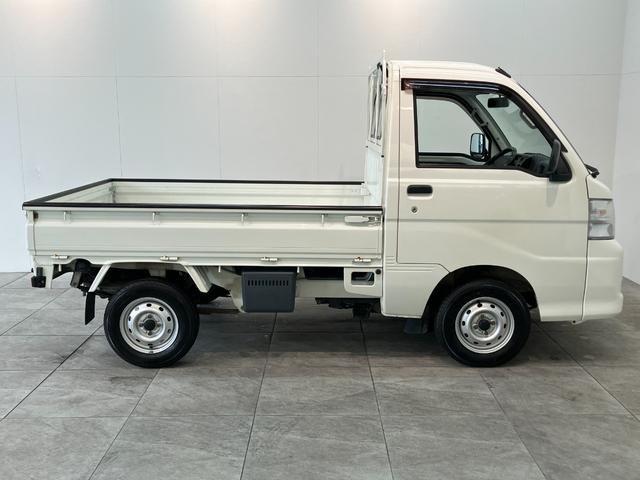 ハイゼットトラックエアコン・パワステ　スペシャル　４ＷＤ　走行５万２千キロパートタイム４ＷＤ　５ＭＴ　エアコン　パワステ　ＡＭ／ＦＭステレオ　荷台作業灯（滋賀県）の中古車