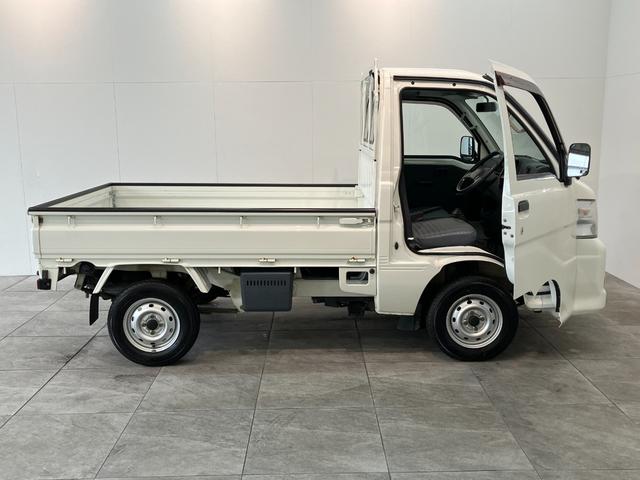 ハイゼットトラックエアコン・パワステ　スペシャル　４ＷＤ　走行５万２千キロパートタイム４ＷＤ　５ＭＴ　エアコン　パワステ　ＡＭ／ＦＭステレオ　荷台作業灯（滋賀県）の中古車