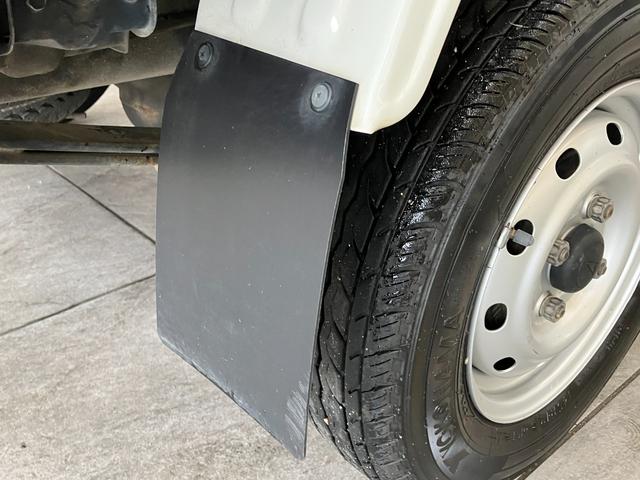 ハイゼットトラックエアコン・パワステ　スペシャル　４ＷＤ　走行５万２千キロパートタイム４ＷＤ　５ＭＴ　エアコン　パワステ　ＡＭ／ＦＭステレオ　荷台作業灯（滋賀県）の中古車