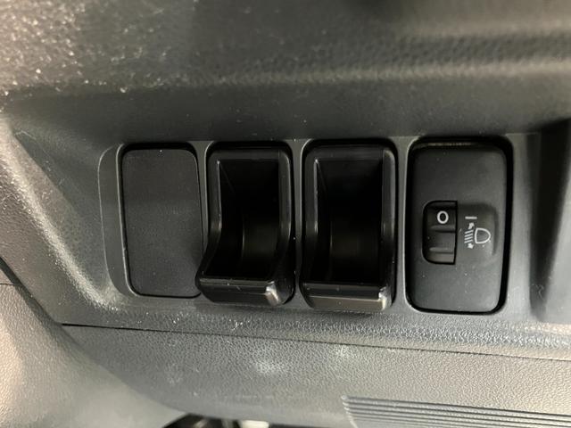ハイゼットトラックエアコン・パワステ　スペシャル　４ＷＤ　走行５万２千キロパートタイム４ＷＤ　５ＭＴ　エアコン　パワステ　ＡＭ／ＦＭステレオ　荷台作業灯（滋賀県）の中古車
