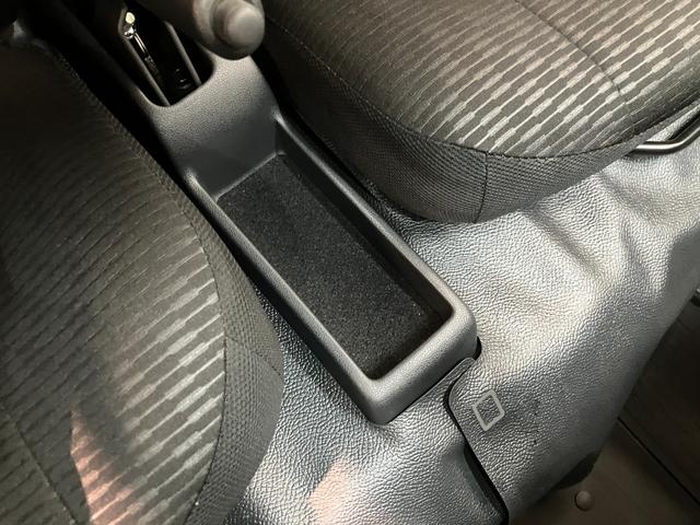 ハイゼットカーゴＤＸ　４ＷＤ　ＣＶＴ車　キーレス　前席パワーウインドウ追突被害軽減ブレーキ　スマアシ　コーナーセンサー　キーレス　前席パワーウインドウ　ＡＭ／ＦＭステレオ　両側スライドドア　パートタイム４ＷＤ（滋賀県）の中古車