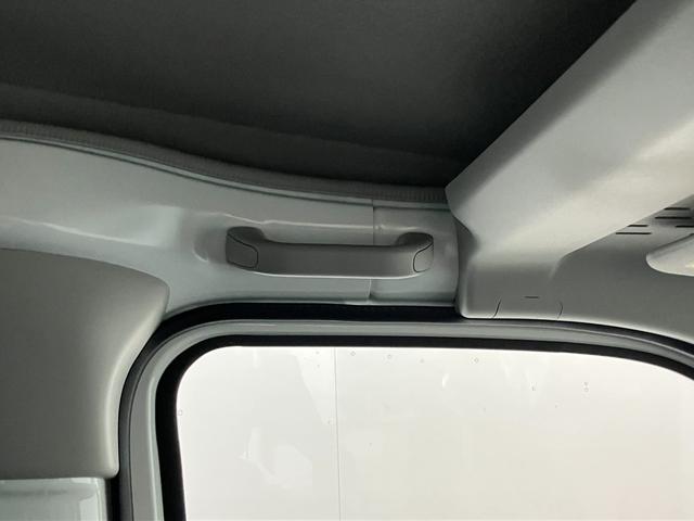 ハイゼットカーゴＤＸ　４ＷＤ　ＣＶＴ車　キーレス　前席パワーウインドウ追突被害軽減ブレーキ　スマアシ　コーナーセンサー　キーレス　前席パワーウインドウ　ＡＭ／ＦＭステレオ　両側スライドドア　パートタイム４ＷＤ（滋賀県）の中古車