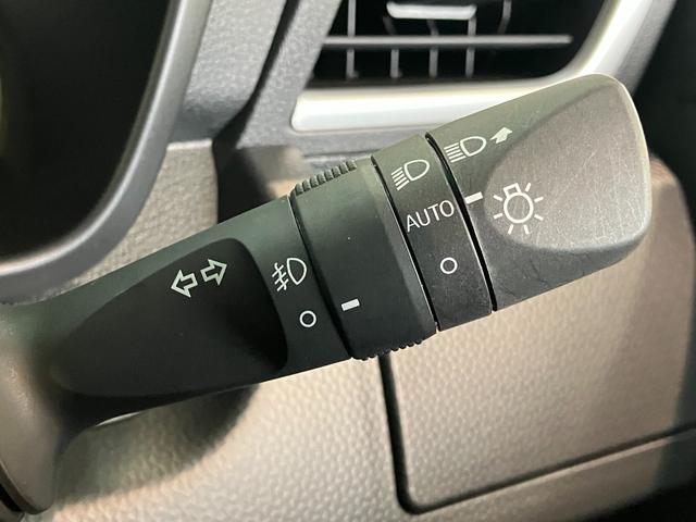 トールカスタムＧ　フルセグナビ　バックカメラ　両側電動スライドドア追突被害軽減ブレーキ　スマアシ　コーナーセンサー　ＬＥＤ　スマートキー　両側電動スライドドア　レーダークルーズコントロール　フルセグナビ　ＤＶＤ　Ｂｌｕｅｔｏｏｔｈ　ＵＳＢ　バックカメラ（滋賀県）の中古車