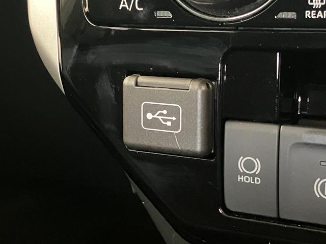 トールカスタムＧ　フルセグナビ　バックカメラ　両側電動スライドドア追突被害軽減ブレーキ　スマアシ　コーナーセンサー　ＬＥＤ　スマートキー　両側電動スライドドア　レーダークルーズコントロール　フルセグナビ　ＤＶＤ　Ｂｌｕｅｔｏｏｔｈ　ＵＳＢ　バックカメラ（滋賀県）の中古車