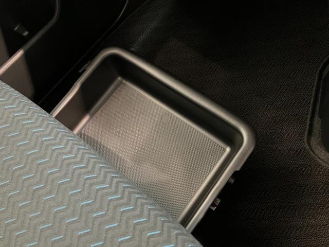 トールカスタムＧ　フルセグナビ　バックカメラ　両側電動スライドドア追突被害軽減ブレーキ　スマアシ　コーナーセンサー　ＬＥＤ　スマートキー　両側電動スライドドア　レーダークルーズコントロール　フルセグナビ　ＤＶＤ　Ｂｌｕｅｔｏｏｔｈ　ＵＳＢ　バックカメラ（滋賀県）の中古車