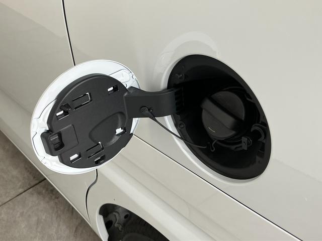 タントＸ　フルセグナビ　バックカメラ　左側電動スライドドア追突被害軽減ブレーキ　スマアシ　コーナーセンサー　ＬＥＤ　スマートキー　左側電動スライドドア　前席シートヒーター　フルセグナビ　ＤＶＤ　Ｂｌｕｅｔｏｏｔｈ　ＵＳＢ　バックカメラ（滋賀県）の中古車