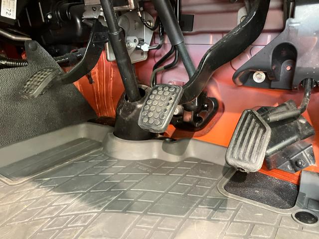 ハイゼットトラックジャンボＳＡIIIｔ　４ＷＤ　フルセグナビ　ドラレコ追突被害軽減ブレーキ　スマアシ３ｔ　　パートタイム４ＷＤ　デフロック　荷台作業灯　キーレス　ＬＥＤ　フルセグナビ　ＤＶＤ　Ｂｌｕｅｔｏｏｔｈ　ＵＳＢ　ドラレコ（滋賀県）の中古車