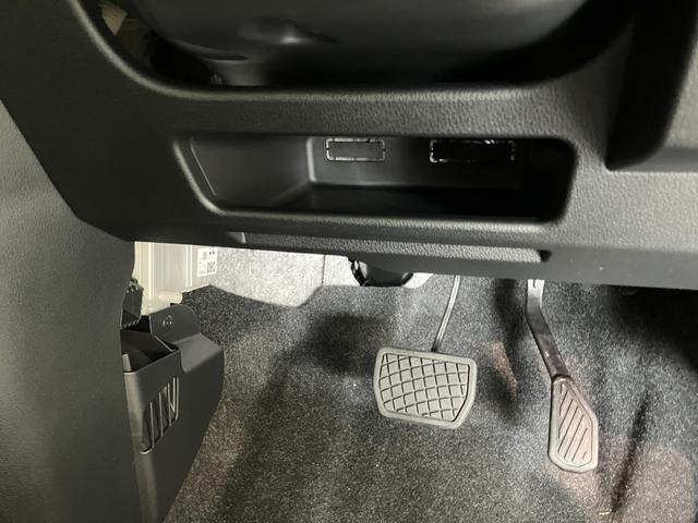 ムーヴキャンバスストライプスＧ　届出済未使用車　両側電動スライドドア追突被害軽減ブレーキ　スマアシ　コーナーセンサー　ＬＥＤ　スマートキー　両側電動スライドドア　前席シートヒーター　ナビ取付時用バックカメラ（滋賀県）の中古車