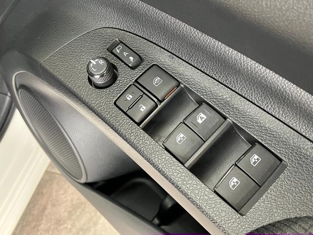 シエンタハイブリッドＧ　セーフティーエディション２　フルセグナビ追突被害軽減ブレーキ　ＴＳＳ　コーナーセンサー　ＬＥＤ　スマートキー　両側電動スライドドア　フルセグナビ　ＤＶＤ　Ｂｌｕｅｔｏｏｔｈ　バックカメラ　クルーズコントロール（滋賀県）の中古車
