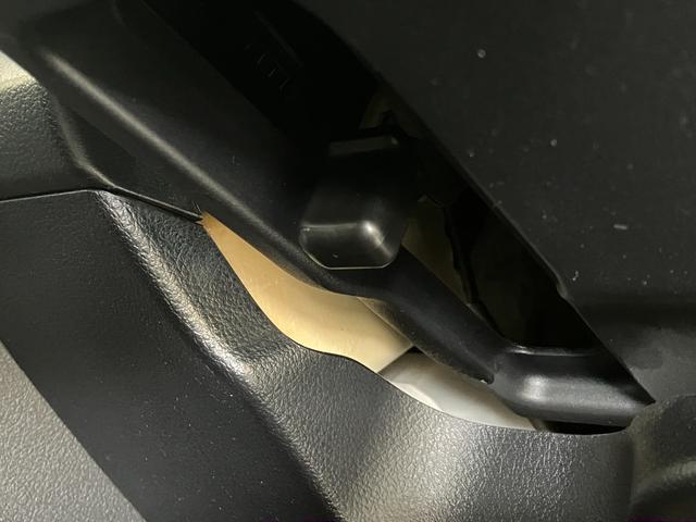 シエンタハイブリッドＧ　セーフティーエディション２　フルセグナビ追突被害軽減ブレーキ　ＴＳＳ　コーナーセンサー　ＬＥＤ　スマートキー　両側電動スライドドア　フルセグナビ　ＤＶＤ　Ｂｌｕｅｔｏｏｔｈ　バックカメラ　クルーズコントロール（滋賀県）の中古車