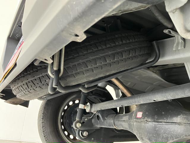 ハイゼットカーゴＤＸ　４ＷＤ　ＣＶＴ車　キーレス　前席パワーウインドウ追突被害軽減ブレーキ　スマアシ　コーナーセンサー　キーレス　前席パワーウインドウ　両側スライドドア　ＡＭ／ＦＭステレオ　ドラレコ（滋賀県）の中古車