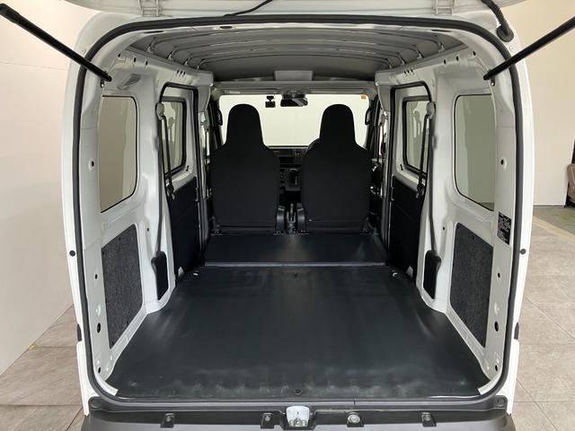 ハイゼットカーゴＤＸ　４ＷＤ　ＣＶＴ車　キーレス　前席パワーウインドウ追突被害軽減ブレーキ　スマアシ　コーナーセンサー　キーレス　前席パワーウインドウ　両側スライドドア　ＡＭ／ＦＭステレオ　ドラレコ（滋賀県）の中古車
