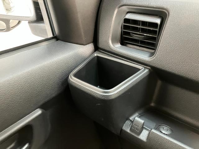 ハイゼットカーゴＤＸ　４ＷＤ　ＣＶＴ車　キーレス　前席パワーウインドウ追突被害軽減ブレーキ　スマアシ　コーナーセンサー　キーレス　前席パワーウインドウ　両側スライドドア　ＡＭ／ＦＭステレオ　ドラレコ（滋賀県）の中古車