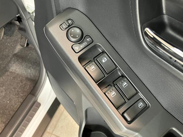 タフトＧダーククロムベンチャー　届出済未使用車　前席シートヒーター追突被害軽減ブレーキ　スマアシ　コーナーセンサー　ＬＥＤ　スマートキー　オートエアコン　前席シートヒーター　ナビ取付時用バックカメラ（滋賀県）の中古車