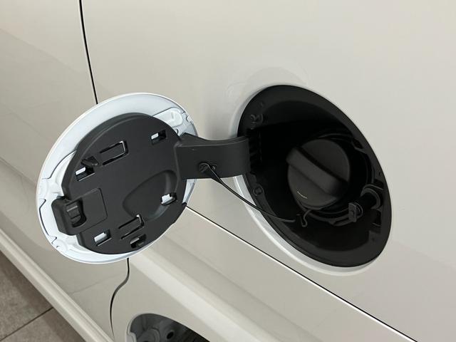 タントカスタムＲＳ　届出済未使用車　両側電動スライドドア追突被害軽減ブレーキ　スマアシ　コーナーセンサー　ＬＥＤ　スマートキー　両側電動スライドドア　前席シートヒーター　オートエアコン　ナビ取付時用バックカメラ（滋賀県）の中古車
