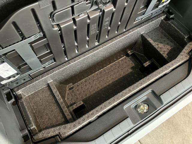 タントカスタムＲＳ　届出済未使用車　両側電動スライドドア追突被害軽減ブレーキ　スマアシ　コーナーセンサー　ＬＥＤ　スマートキー　両側電動スライドドア　前席シートヒーター　オートエアコン　ナビ取付時用バックカメラ（滋賀県）の中古車