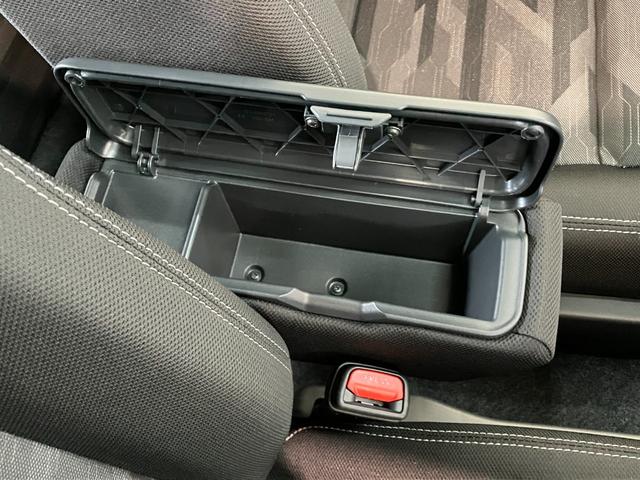 タフトＧクロムベンチャー　届出済未使用車　前席シートヒーター追突被害軽減ブレーキ　スマアシ　コーナーセンサー　ＬＥＤ　スマートキー　オートエアコン　前席シートヒーター　ナビ取付時用バックカメラ（滋賀県）の中古車