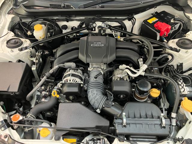 ＧＲ８６ＲＺ　６ＭＴ車　走行２万キロ　車検整備付きＬＥＤ　スマートキー　シートヒーター　追従機能付クルーズコントロール（滋賀県）の中古車