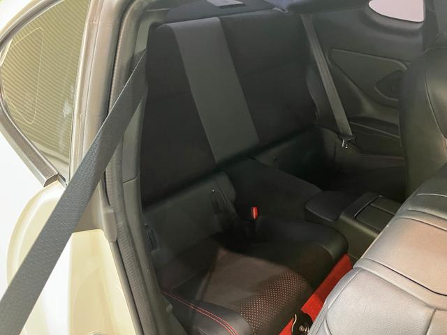 ＧＲ８６ＲＺ　６ＭＴ車　走行２万キロ　車検整備付きＬＥＤ　スマートキー　シートヒーター　追従機能付クルーズコントロール（滋賀県）の中古車