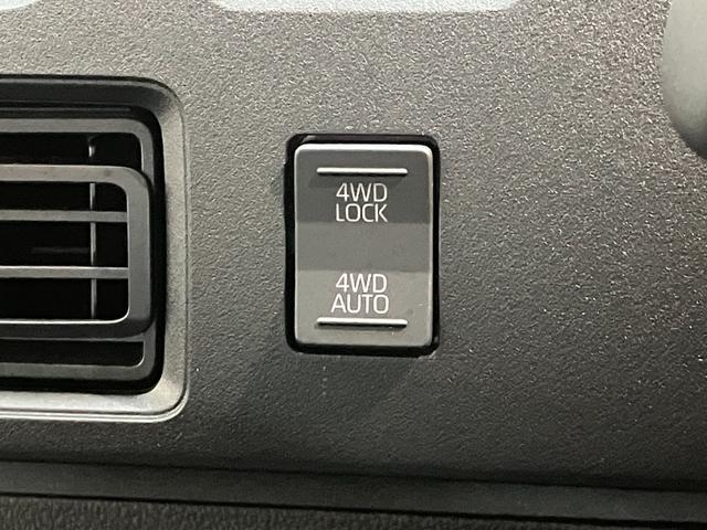 ハイゼットカーゴＤＸ　４ＷＤ　ＣＶＴ車　キーレス　前席パワーウインドウ追突被害軽減ブレーキ　スマアシ　コーナーセンサー　キーレス　前席パワーウインドウ　ＡＭ／ＦＭステレオ　両側スライドドア　パートタイム４ＷＤ　ドラレコ（滋賀県）の中古車