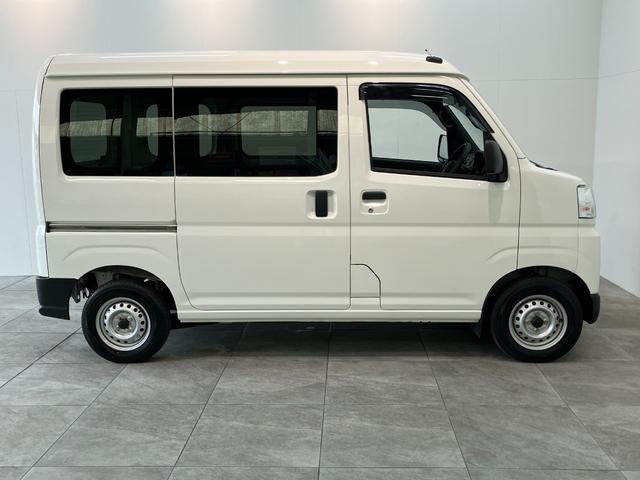 ハイゼットカーゴＤＸ　４ＷＤ　ＣＶＴ車　キーレス　前席パワーウインドウ追突被害軽減ブレーキ　スマアシ　コーナーセンサー　キーレス　前席パワーウインドウ　ＡＭ／ＦＭステレオ　両側スライドドア　パートタイム４ＷＤ　ドラレコ（滋賀県）の中古車
