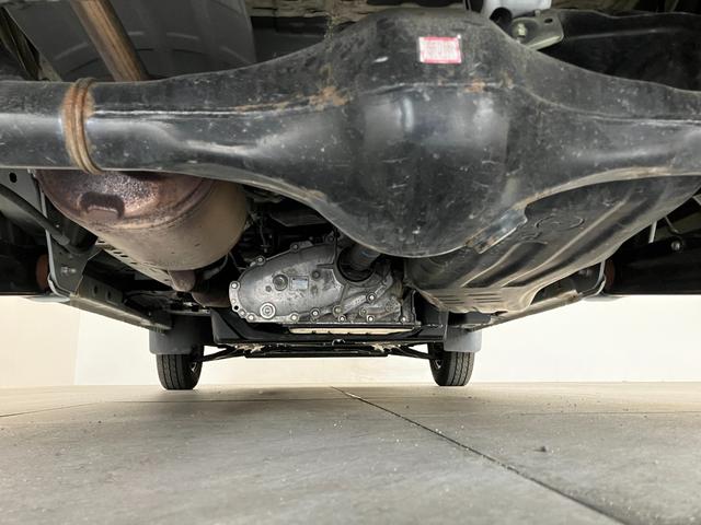 ハイゼットカーゴＤＸ　４ＷＤ　ＣＶＴ車　キーレス　前席パワーウインドウ追突被害軽減ブレーキ　スマアシ　コーナーセンサー　キーレス　前席パワーウインドウ　ＡＭ／ＦＭステレオ　両側スライドドア　パートタイム４ＷＤ　ドラレコ（滋賀県）の中古車