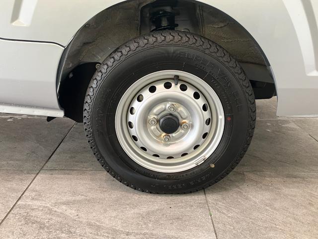 ハイゼットトラックスタンダードＳＡ３ｔ　４ＷＤ　５ＭＴ　ＬＥＤヘッドライト衝突被害軽減ブレーキ　スマアシ３ｔ　コーナーセンサー　ＬＥＤヘッドライト　　パートタイム４ＷＤ　５ＭＴ車　ＡＭ／ＦＭラジオ（滋賀県）の中古車