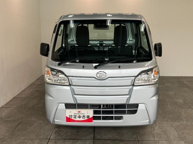 ハイゼットトラックスタンダードＳＡ３ｔ　４ＷＤ　５ＭＴ　ＬＥＤヘッドライト衝突被害軽減ブレーキ　スマアシ３ｔ　コーナーセンサー　ＬＥＤヘッドライト　　パートタイム４ＷＤ　５ＭＴ車　ＡＭ／ＦＭラジオ（滋賀県）の中古車