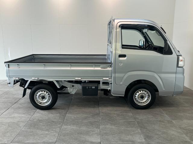 ハイゼットトラックスタンダードＳＡ３ｔ　４ＷＤ　５ＭＴ　ＬＥＤヘッドライト衝突被害軽減ブレーキ　スマアシ３ｔ　コーナーセンサー　ＬＥＤヘッドライト　　パートタイム４ＷＤ　５ＭＴ車　ＡＭ／ＦＭラジオ（滋賀県）の中古車