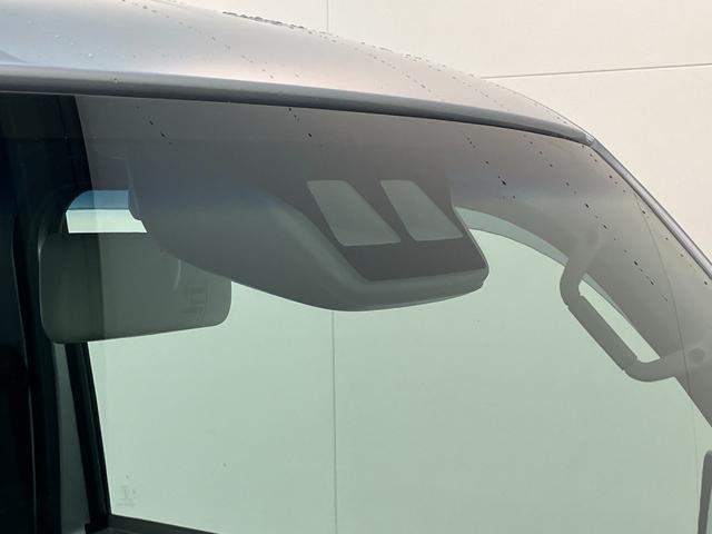 ハイゼットトラックスタンダードＳＡ３ｔ　４ＷＤ　５ＭＴ　ＬＥＤヘッドライト衝突被害軽減ブレーキ　スマアシ３ｔ　コーナーセンサー　ＬＥＤヘッドライト　　パートタイム４ＷＤ　５ＭＴ車　ＡＭ／ＦＭラジオ（滋賀県）の中古車