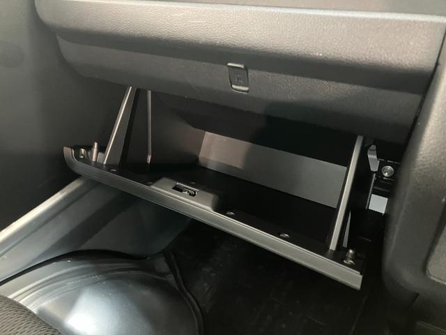 ハイゼットトラックスタンダードＳＡ３ｔ　４ＷＤ　５ＭＴ　ＬＥＤヘッドライト衝突被害軽減ブレーキ　スマアシ３ｔ　コーナーセンサー　ＬＥＤヘッドライト　　パートタイム４ＷＤ　５ＭＴ車　ＡＭ／ＦＭラジオ（滋賀県）の中古車