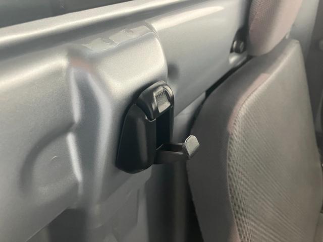 ハイゼットトラックスタンダードＳＡ３ｔ　４ＷＤ　５ＭＴ　ＬＥＤヘッドライト衝突被害軽減ブレーキ　スマアシ３ｔ　コーナーセンサー　ＬＥＤヘッドライト　　パートタイム４ＷＤ　５ＭＴ車　ＡＭ／ＦＭラジオ（滋賀県）の中古車